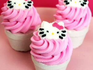 Hello Kitty Cupcake Bath Bomb Shut Up And Take My Yen : Anime & Gaming Merchandise