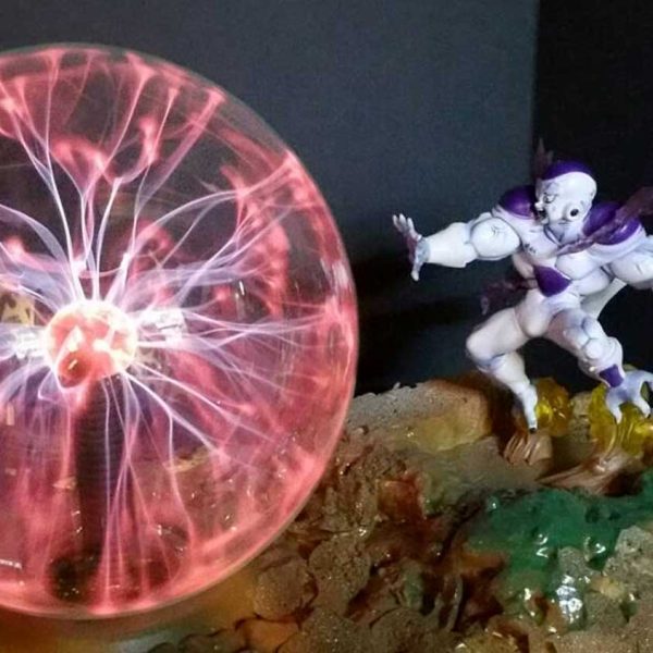 Dragon Ball Z Frieza Plasma Ball Lamp