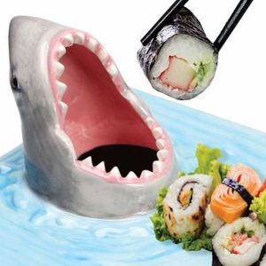 https://shutupandtakemyyen.com/wp-content/uploads/2016/11/Great-White-Shark-Sushi-Plate-300x300.jpg