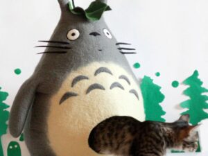 Totoro Cat Cave