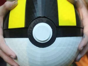 Pokemon Giant Pokeball