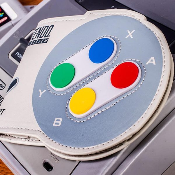 SNES Controller Wallet