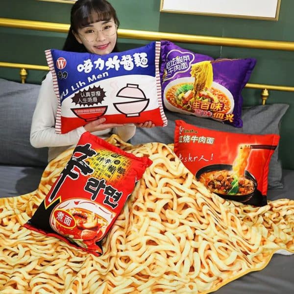 Ramen Pillow & Blanket Set