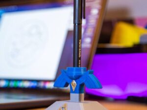 Legend of Zelda Master Sword Pen Stand