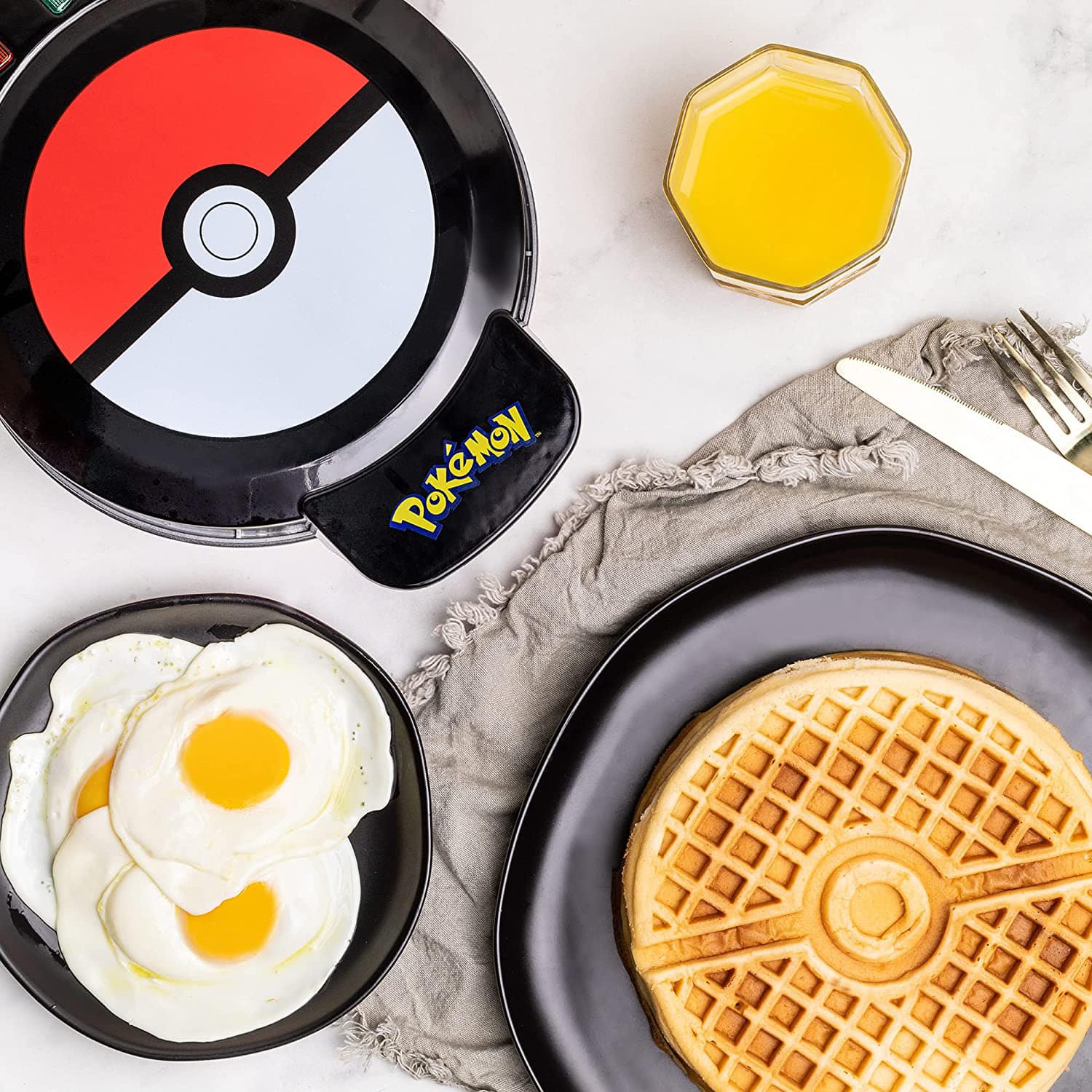 Pokeball Waffle Maker Pokemon