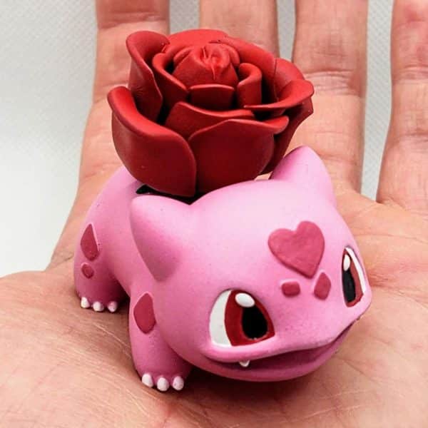 Rose Bulbasaur Valentine Figure