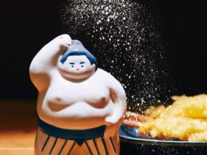 Sumo Wrestler Salt Shaker