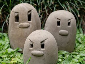 Pokemon Diglett & Dugtrio Statues