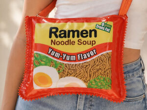 ramen-noodle-purse